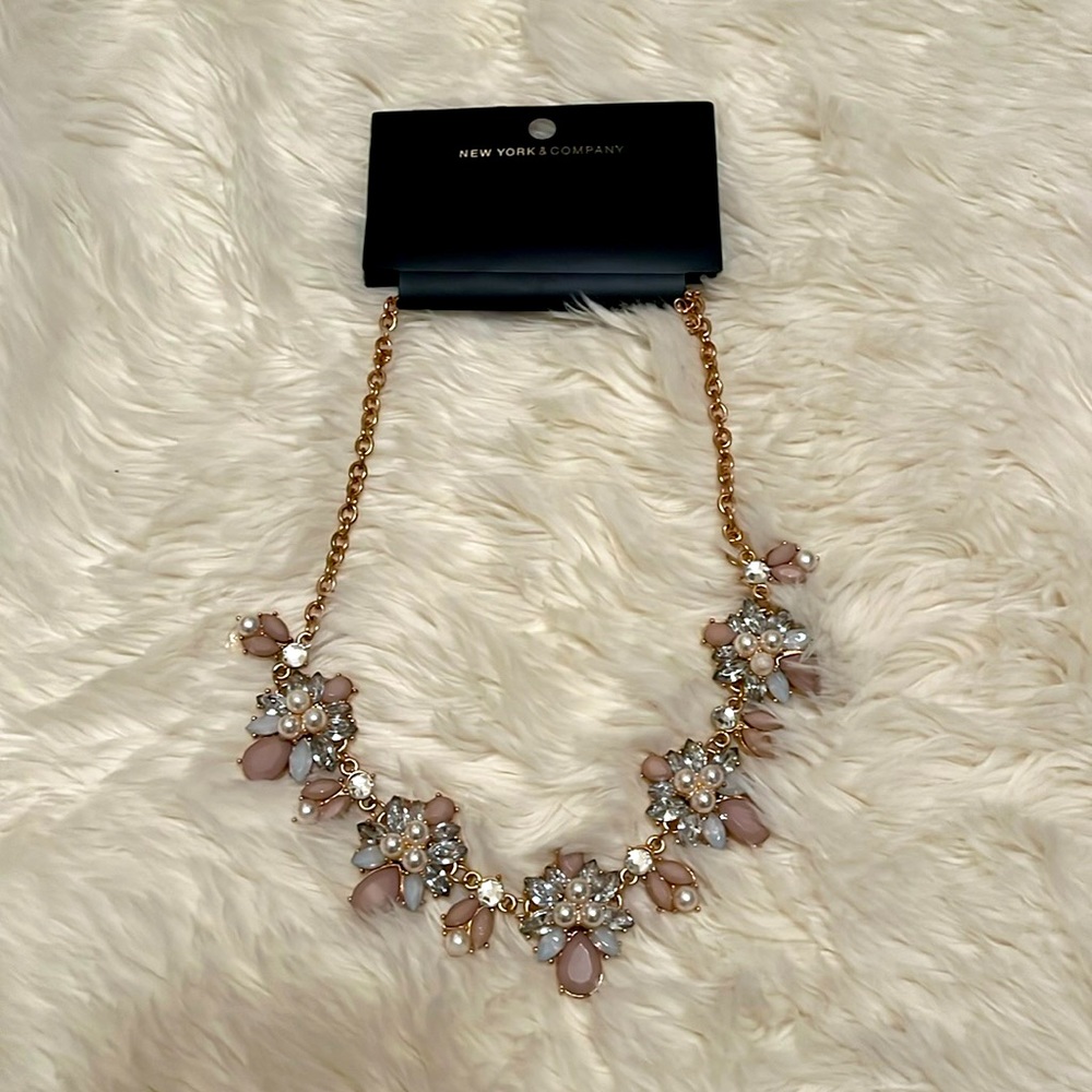 New York and Company Necklace